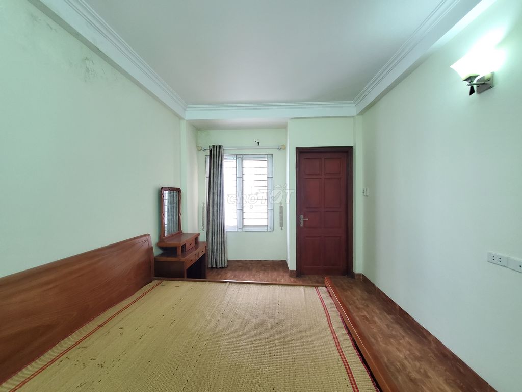 Phú đô 55M 5 tầng MT 4,2M 2 thoáng trước nhà 3m, cách ô tô 100m