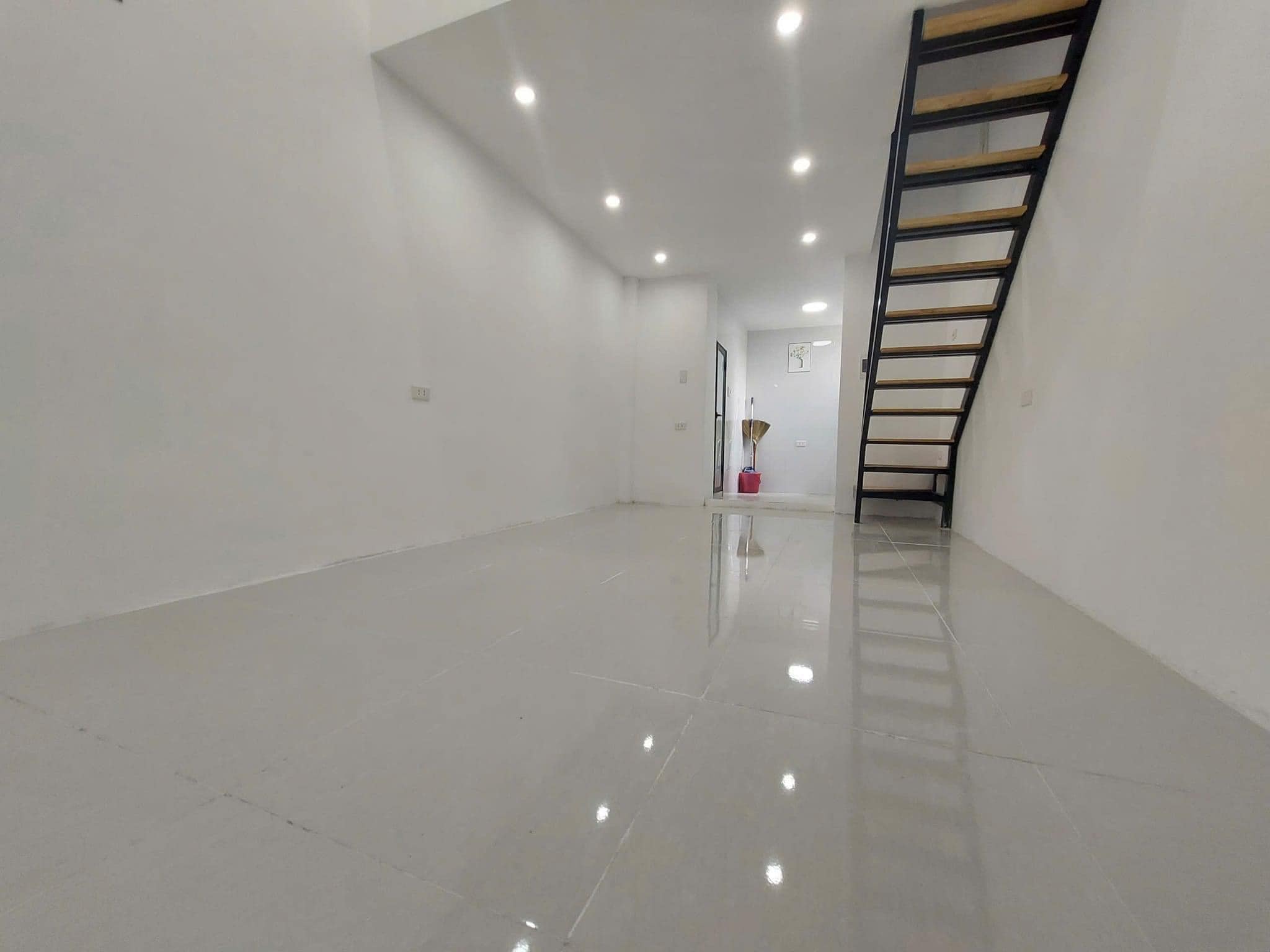 BÁN NHÀ RẺ NHẤT ĐÔNG DƯ -Hà Nội