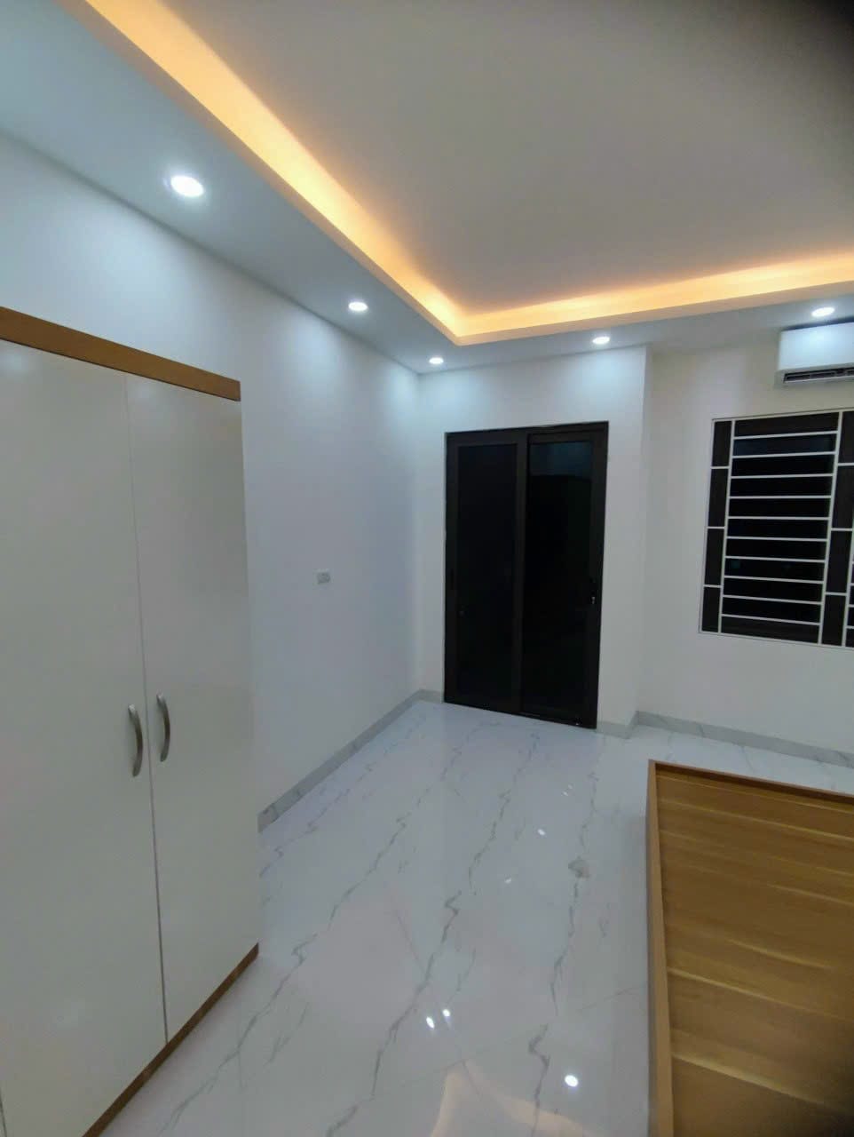 _ Cho thuê nhà nguyên căn Phú Diễn,Nam Từ Liêm gần trường Cấp 1,Cấp 2 Phú Diễn.